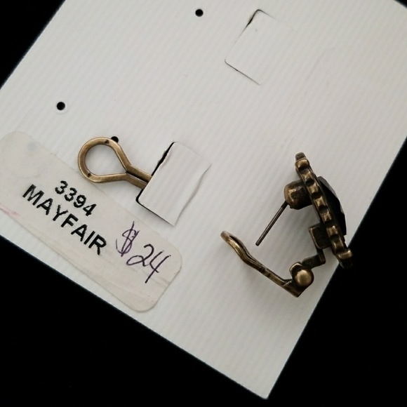 'Mayfair' Earrings - Picture 3 of 4